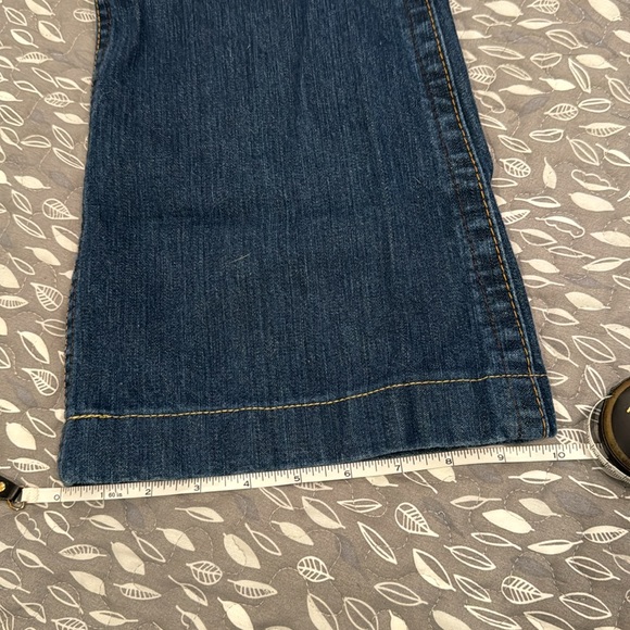 TRUE RELIGION women’s Sammy flare jeans, size 29 - Picture 14 of 14